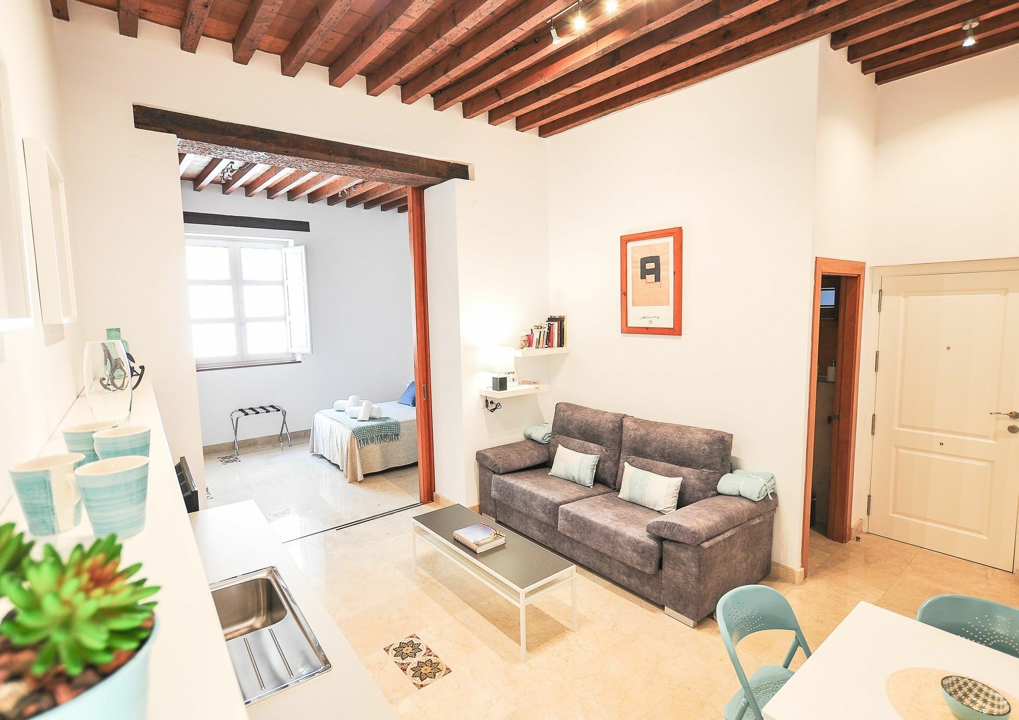 Апартаменты Renthas Vid Loft Малага Экстерьер фото