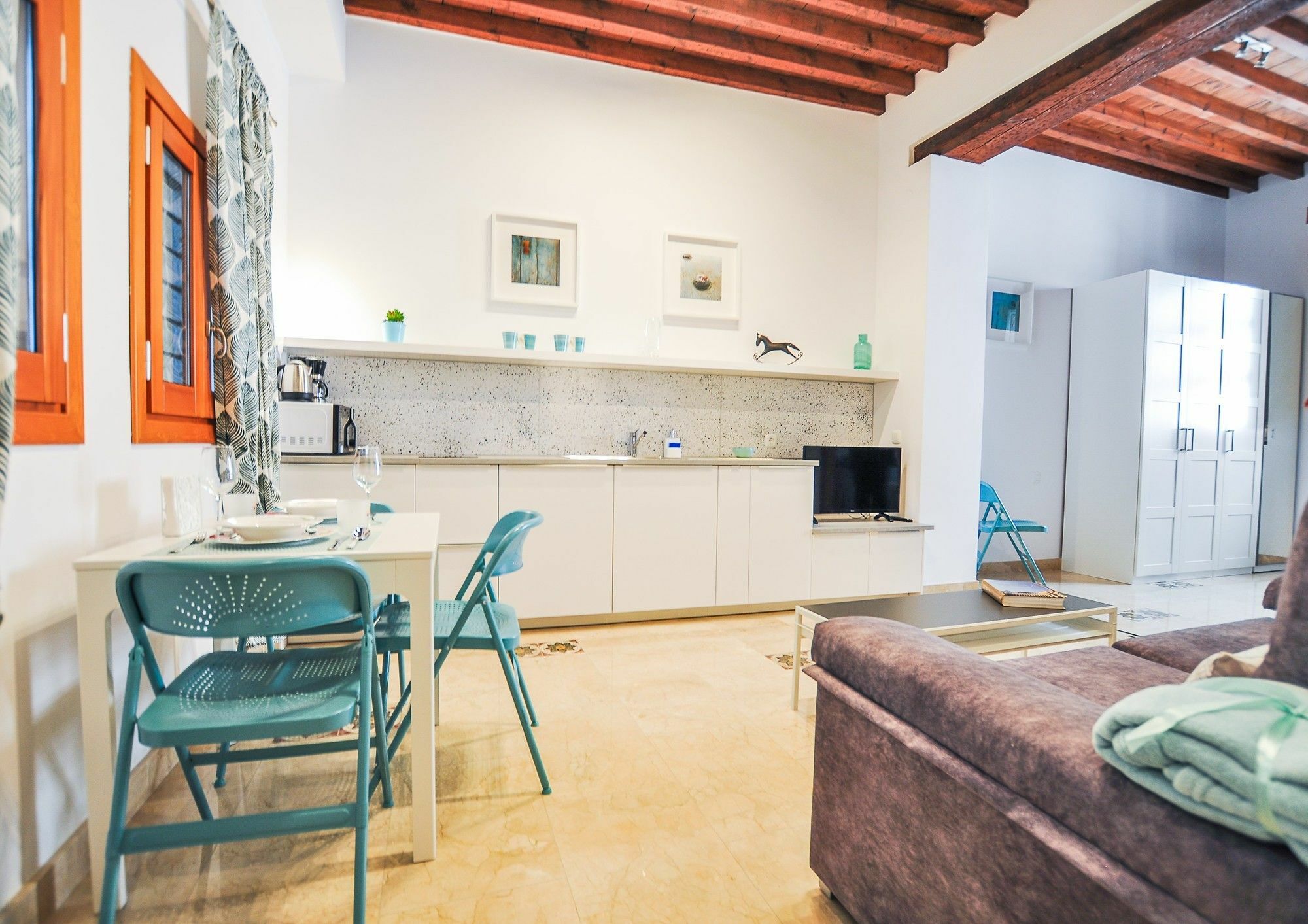 Апартаменты Renthas Vid Loft Малага Экстерьер фото